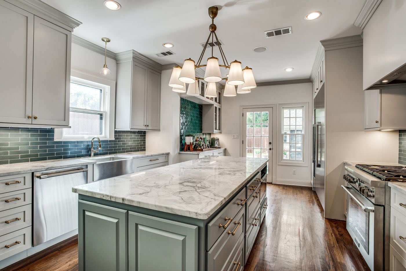 Take a look at the kitchen inside the home at 6521 Lakeshore Drive in Dallas.