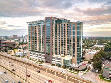 Nove at Knox is a new apartment tower on North Central Expressway just east of Highland Park.