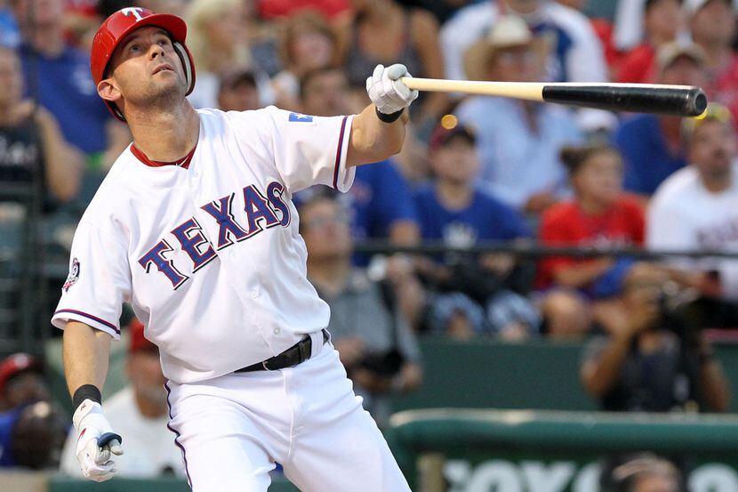 Michael Young jugó 13 temporadas con los Rangers de Texas. (DMN/Louis DeLuca)
