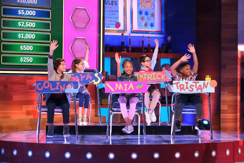 The cast during a taping of Are You Smarter Than A 5th Grader.
Episode 113