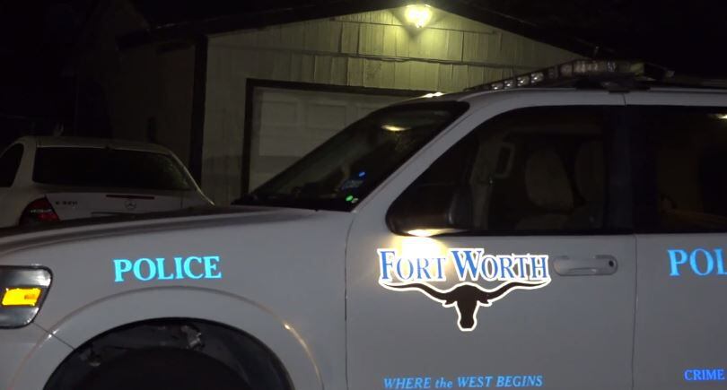 Policía de Fort Worth arrestaron a un maestro de séptimo grado de la Marine Creek Middle...