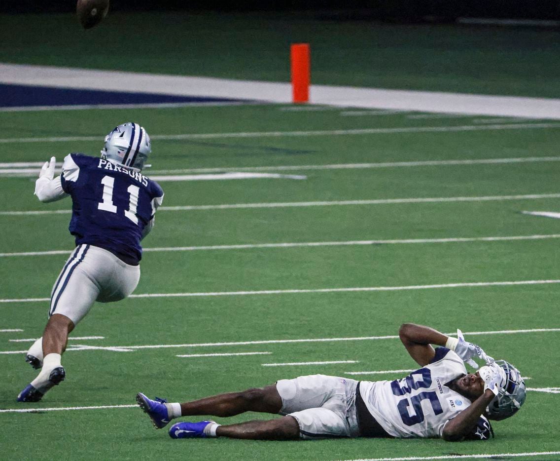 Dallas Cowboys linebacker Micah Parsons (11) runs after an over thrown pass as Dallas...