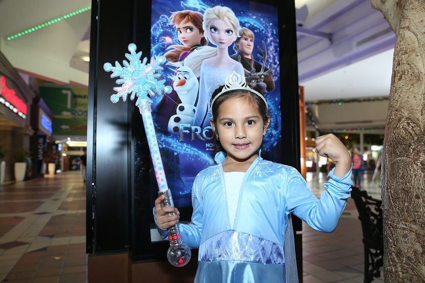 Sofía Águila y su familia asistieron el miércoles a los cines de la Gran Plaza de Fort Worth...