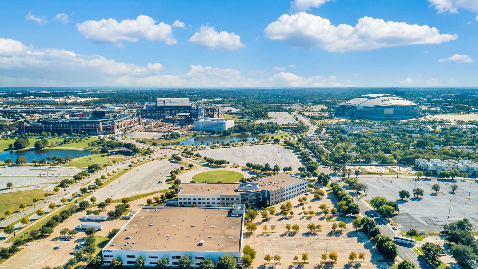 Fort Capital just acquired the Ballpark Circle office and industrial campus on Nolan Ryan Expressway.
