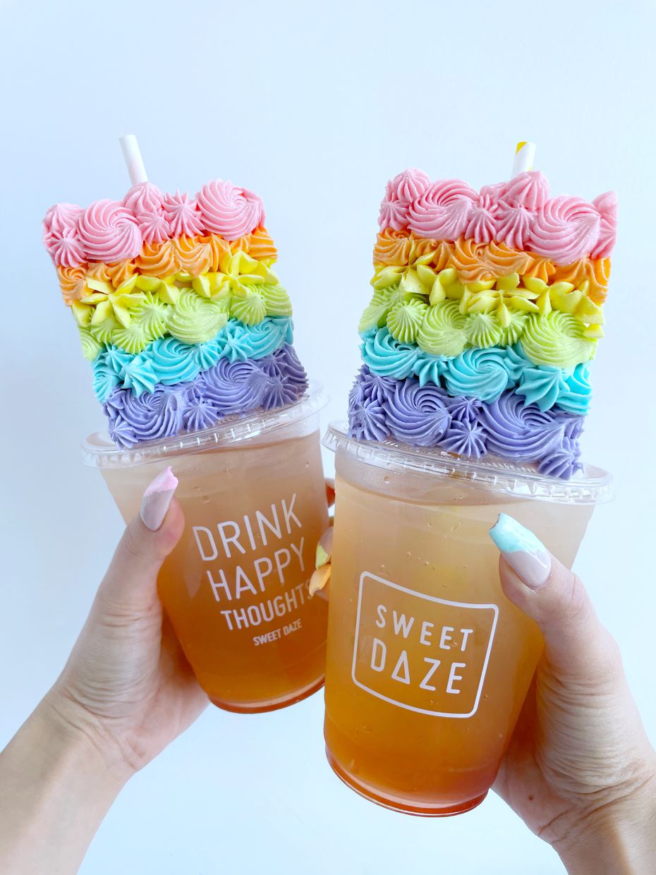 Cake, with a straw through the middle? Sweet Daze serves lemonade and slices of cake, and yes: You eat it right off of the top of the cup.