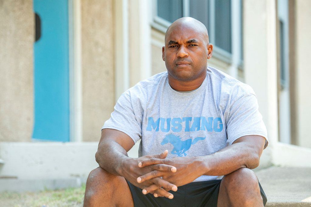 Roosevelt head football coach Aaron Wallace, pictured in 2018, has seen his team spend two weeks in quarantine after two players tested positive for COVID-19. (Jeffrey McWhorter/Special Contributor)