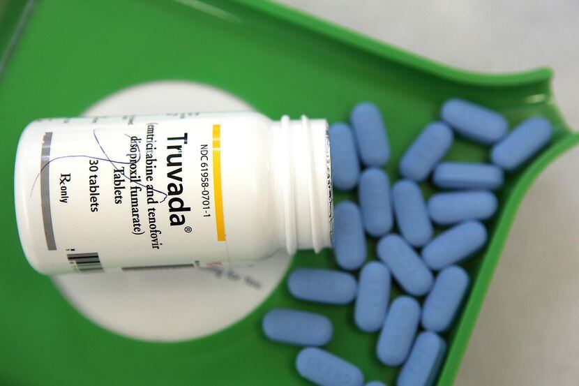 Truvada, un retroviral que se da a personas en riesgo de contraer VIH estará disponible en...
