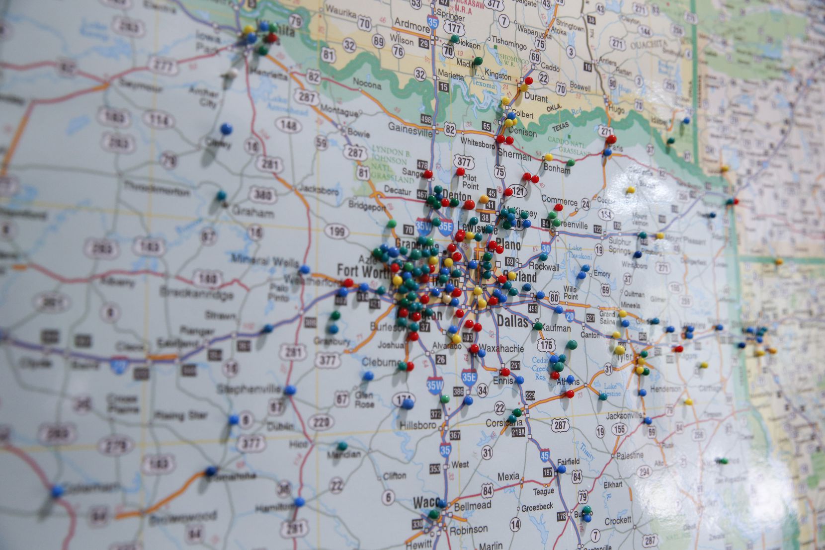 Pins on a map show where Mosaic Prosthetics' customers come from.