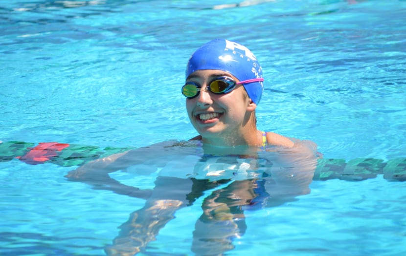 Elise Cerami falleció durante una práctica de natación en Southlake. Foto Twitter @Swim4Elise