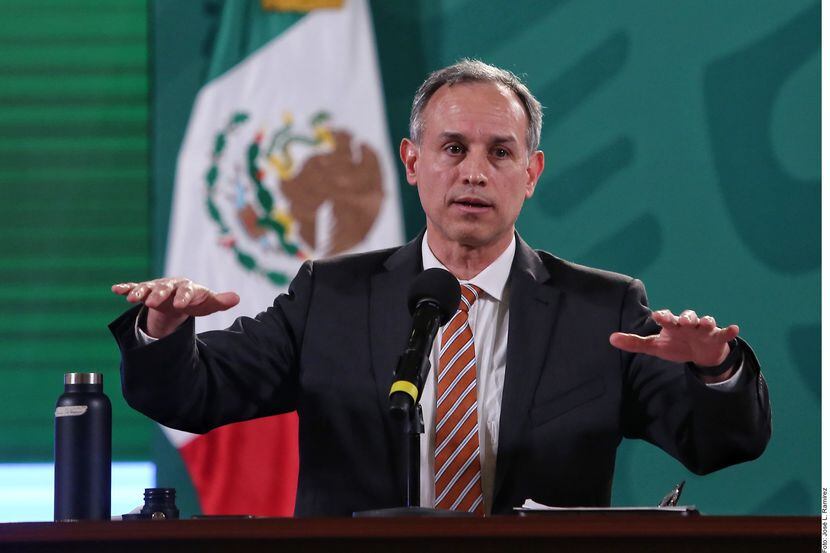 El subsecretario de la Salud, Hugo López-Gatell, recordó que la vacunación en México es...