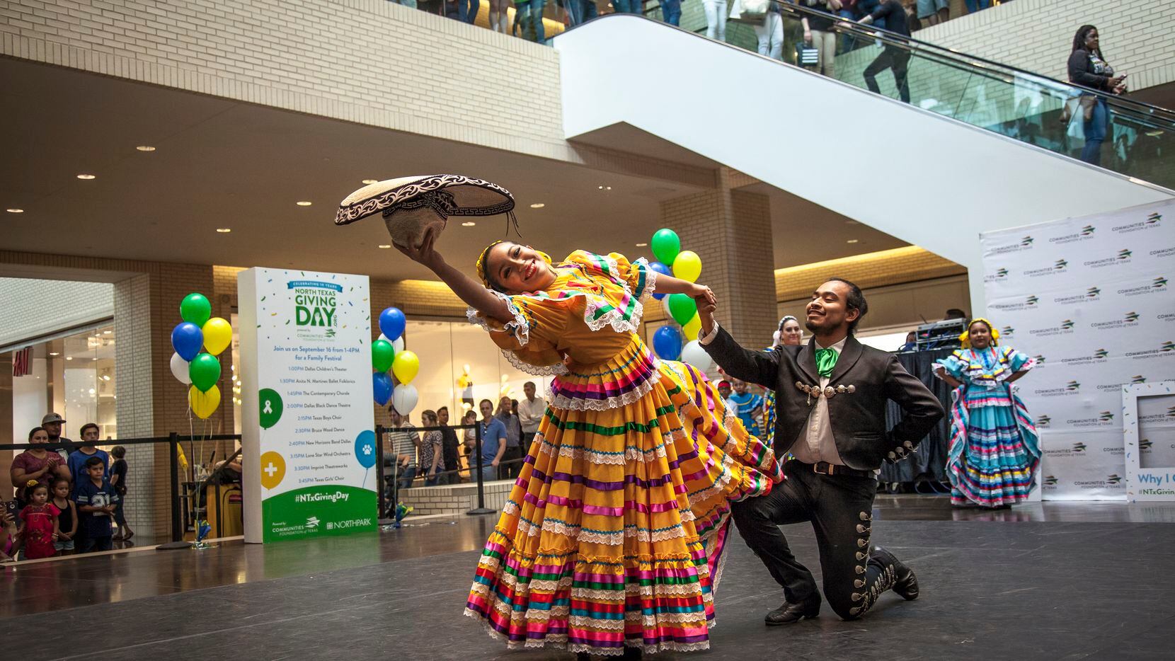 El ballet folklórico Anita N. Martinez es una de las compañías de danza más representativas de los bailes regionales mexicanos en los Estados Unidos.