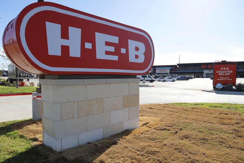 HEB quiere impulsar sus tiendas en el Norte de Texas con un par de anuncios de televisión en...