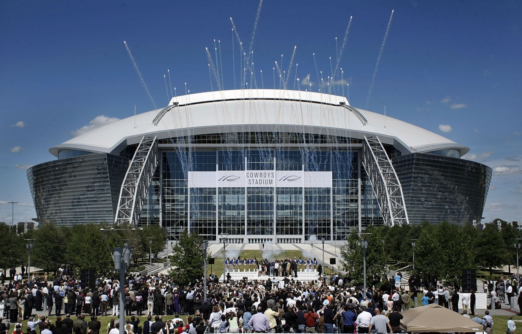 Fireworks flew in 2009 as Arlington Mayor Robert Cluck and Dallas Cowboys owner Jerry Jones...