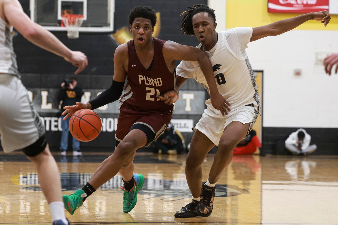 Basketball replay: Buzzer beaters elevate Plano boys and Hebron girls to  6-6A frontrunners