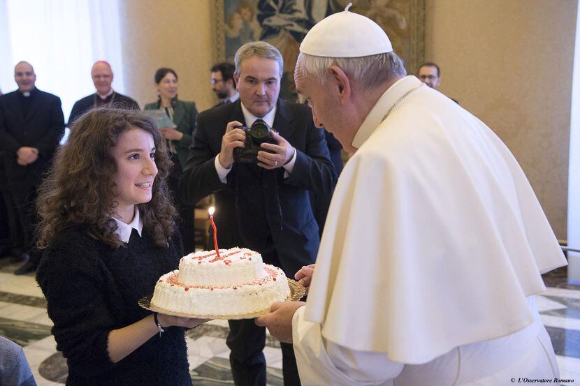 El papa Francisco cumplió 79 años el jueves, disfrutando de una gran popularidad entre los...