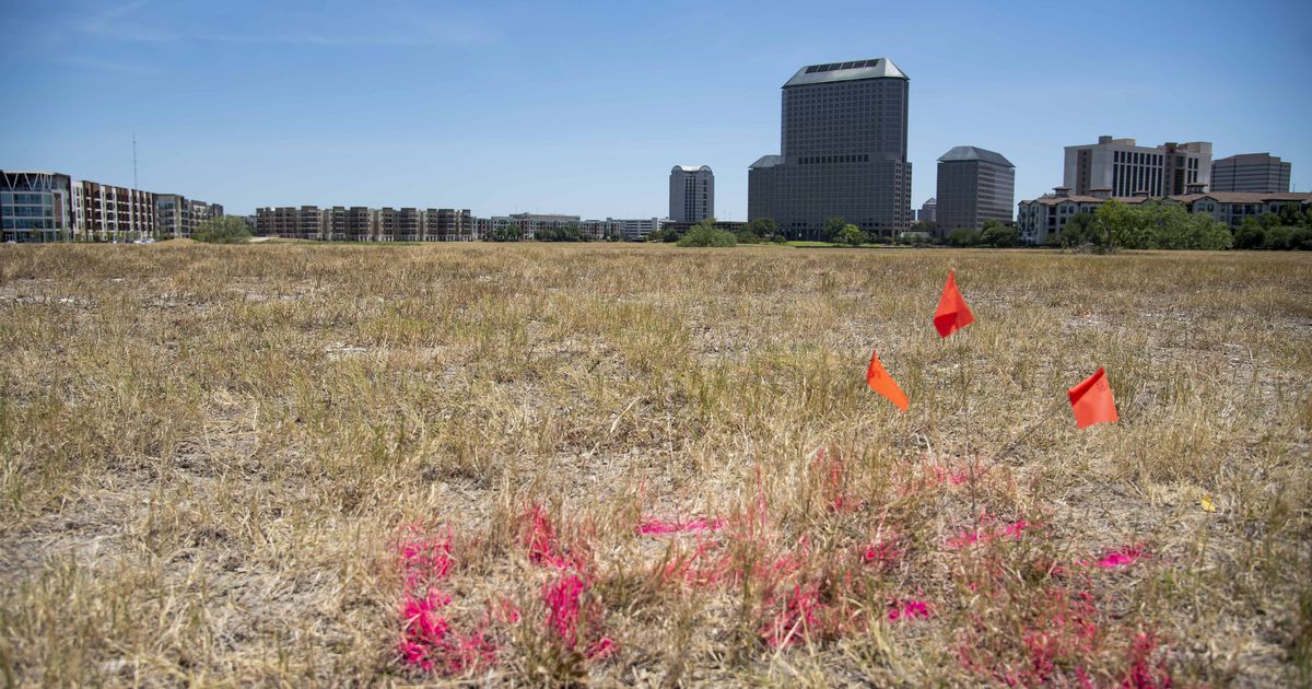 Land sale moves Well Fargo Irving project closer to start