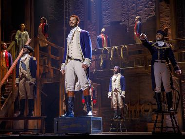 "Hamilton," que se muestra aquí en la gira nacional 2021 del musical de Broadway, se realiza en el Music Hall de Fair Park hasta el 5 de diciembre.
