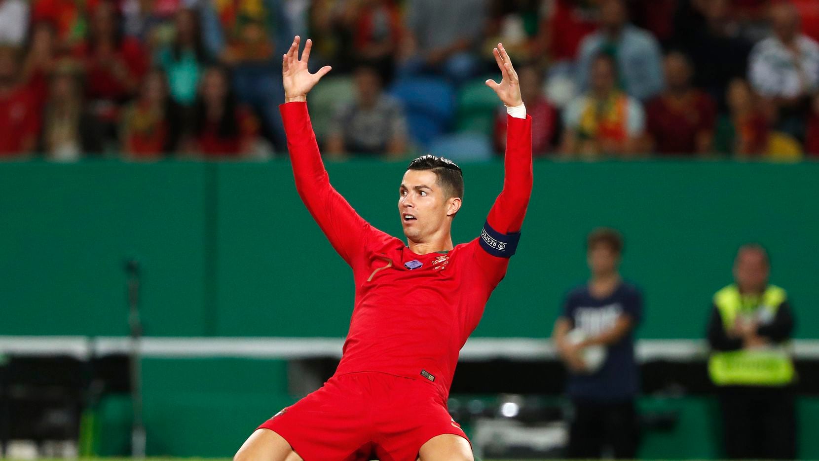 El delantero de la selección de Portugal, Cristiano Ronaldo, dice que un estadio sin gente...