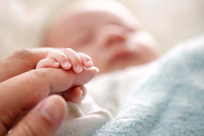 Un bebé recién nacido.(GETTY IMAGES)
