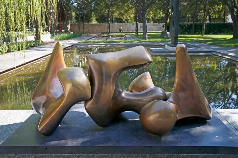 "Working Model for Three Piece No. 3: Vertebrae" by Henry Moore at the Nasher Sculpture Center.