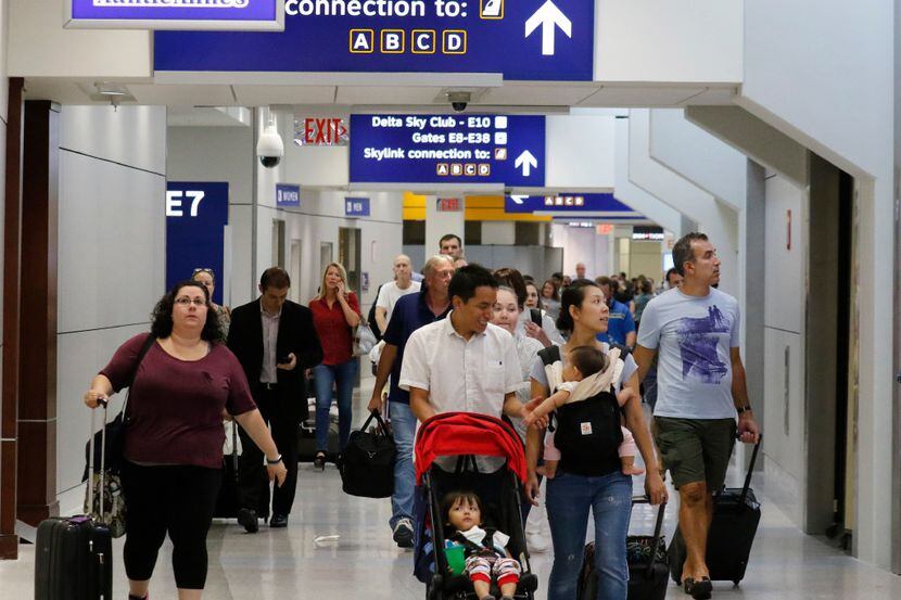 Upscale 'Dallas Cowboys Club' Opens Inside DFW Airport's Terminal A