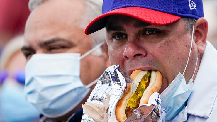 Houston Astros: How many hot dogs get sold on Dollar Dog Night?