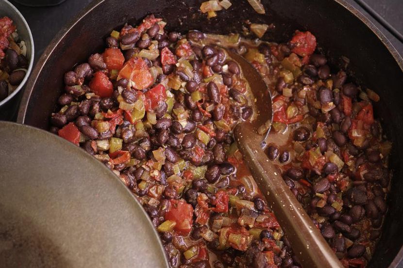 Trisha Yearwood's Black Bean Chili and Rice