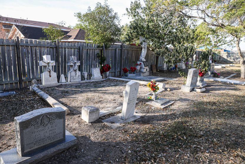 One of the Jackson Cemeteries in Pharr, Texas, is on American soil left on the other side of...