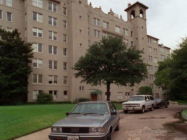 Maple Terrace Apartments photographed in 1998. 