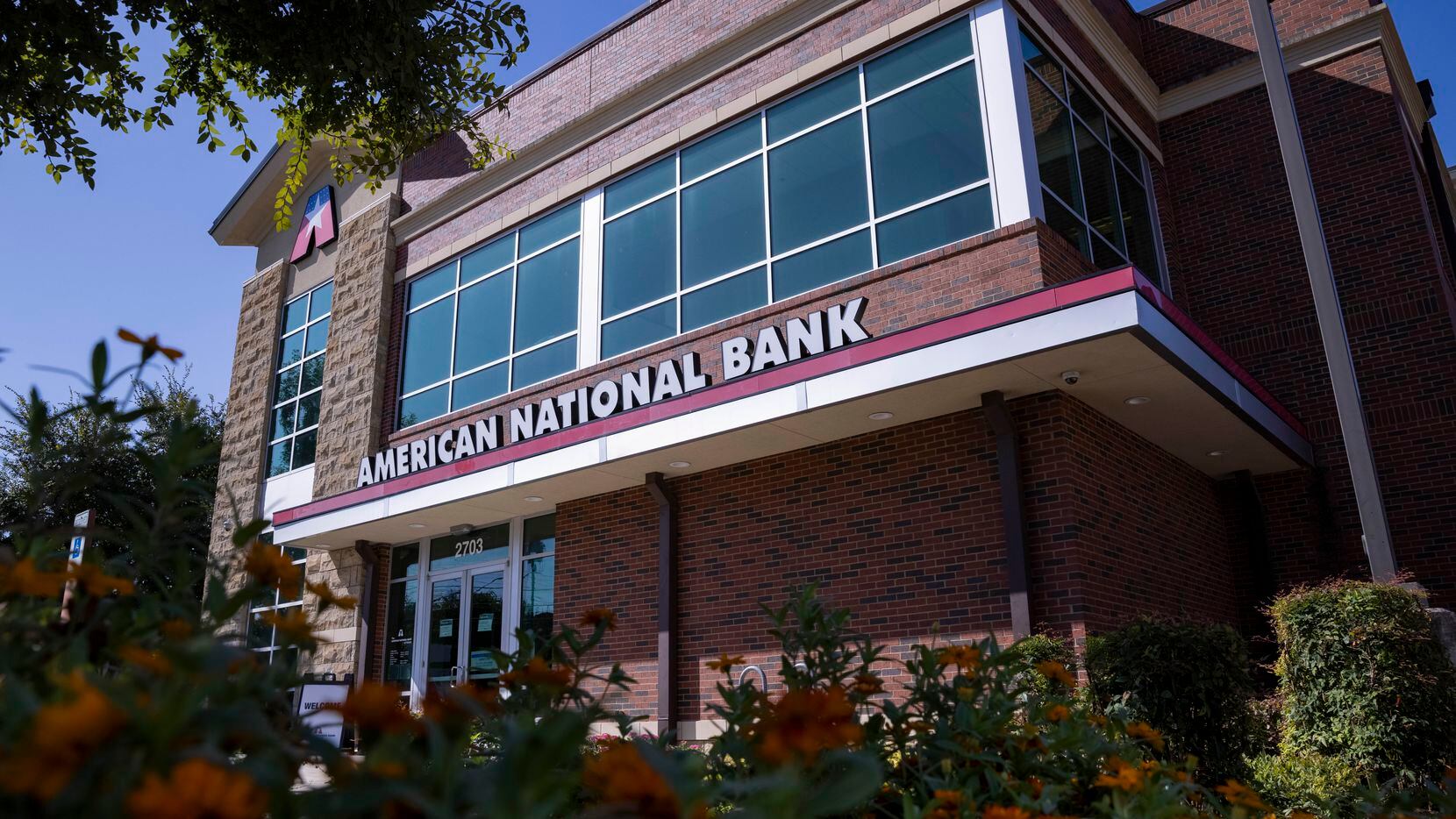 The American National Bank of Texas Oak Lawn branch.