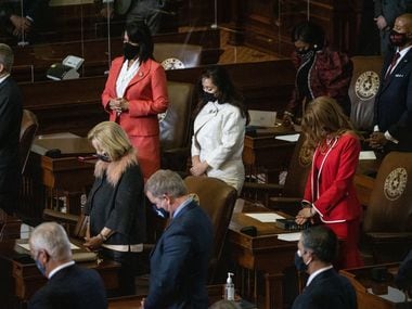 Texas House lets reporters back on the floor, lifts mask requirement for members, visitors - The Dallas Morning News