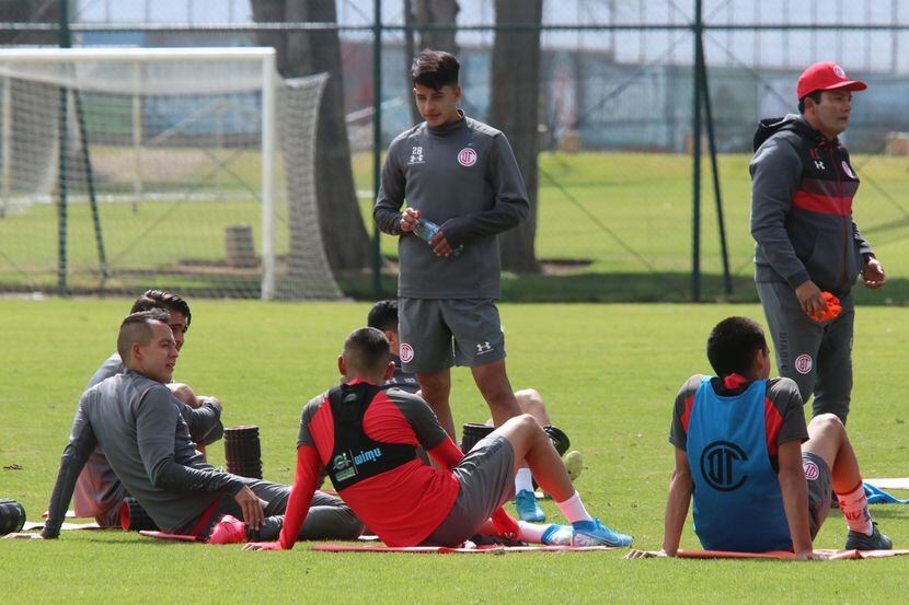 En el campamento del Toluca se detectaron siete jugadores con covid-19.