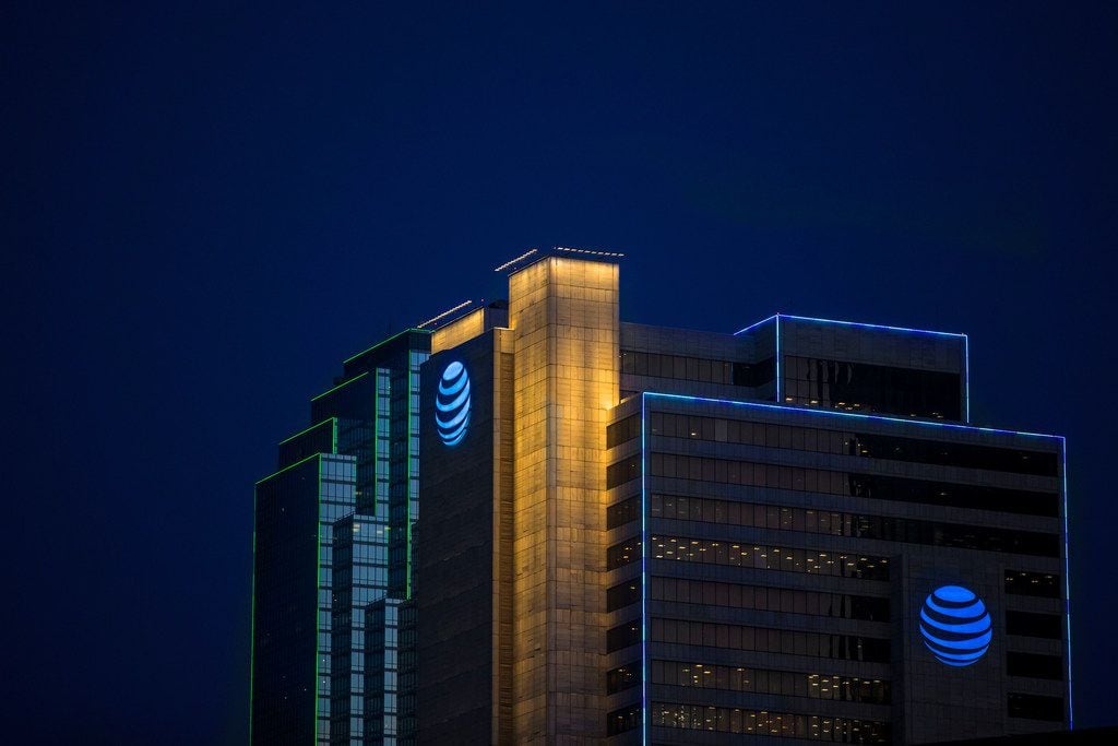 Based on its year-end results, Dallas-based AT&T is bracing for a challenging 2019. 