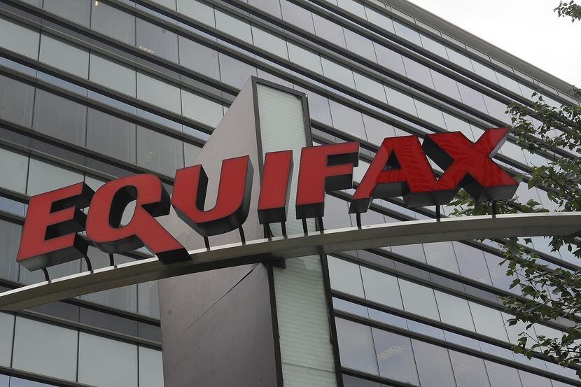 Un hackeo a Equifax dejó vulnerable la información de 147 millones de personas. (AP/MIKE...