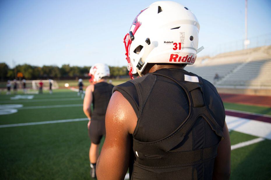 Coppell Cowboys Chuck Esedebe (31) wears a Catapult GPS and analytics unit during warm up...