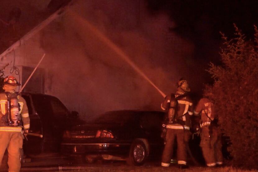 Los bomberos apagaron un incendio en una casa del sur de Dallas… dos veces. DMN
