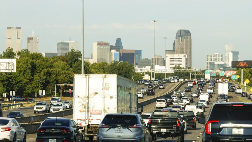 AI-powered traffic control on I-30? A ‘digital corridor’ proposal could make it possible