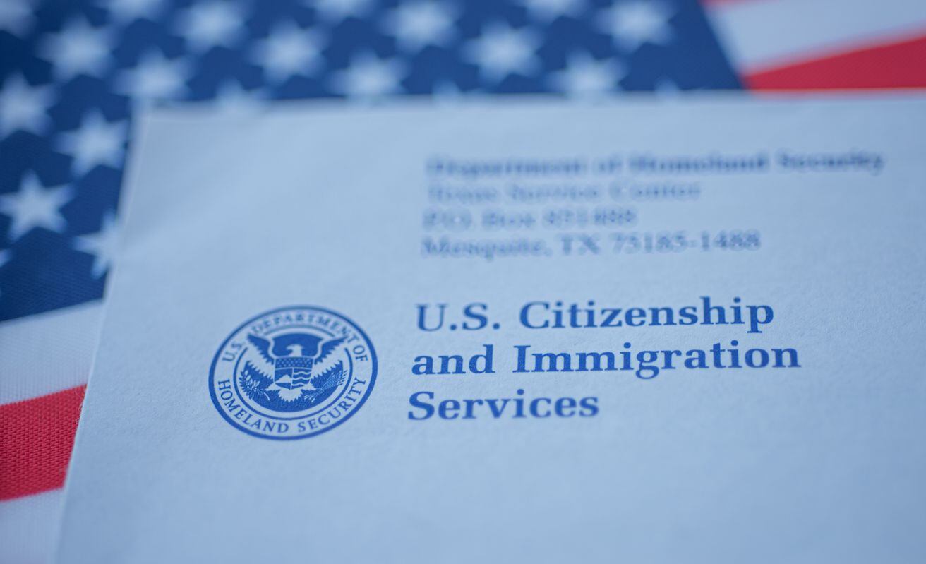 Los Servicios de Ciudadanía e Inmigración anunciaron cambios para que los solicitantes de...
