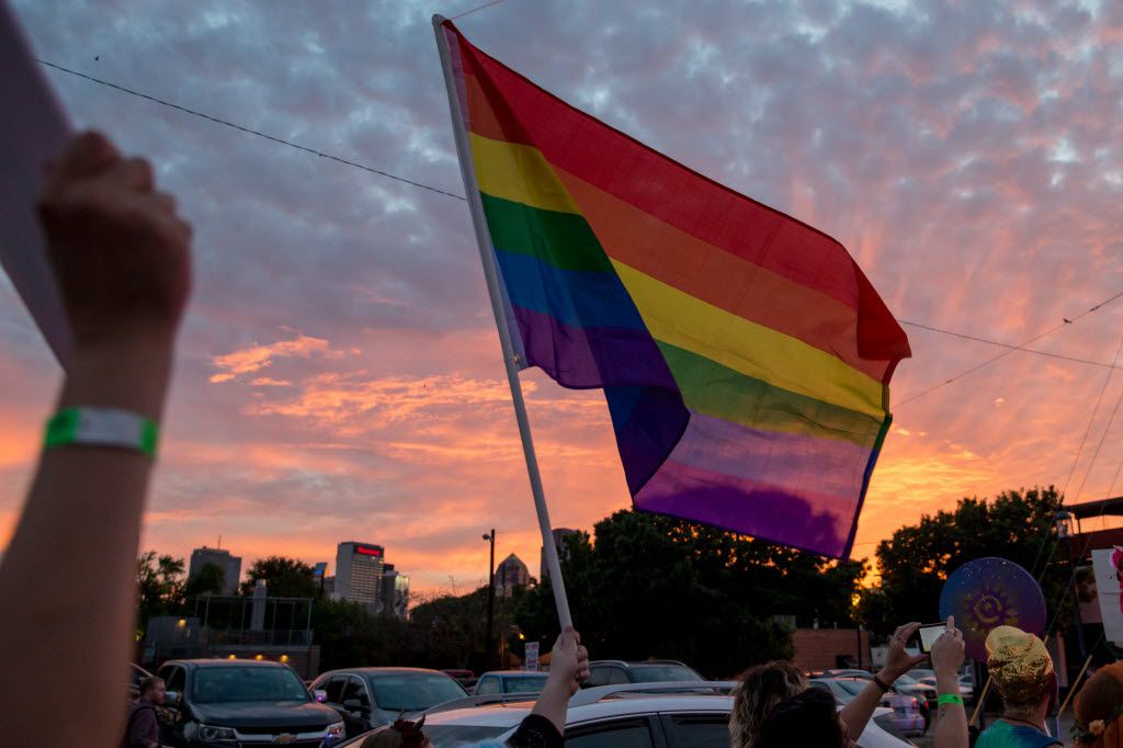 Dallas, Fort Worth and Arlington earned perfect scores of 100 from the Human Rights Campaign’s Municipal Equality Index, which evaluates how inclusive cities are for LGBTQ+ people. The suburbs did not fare so well, though, according to the annual index.