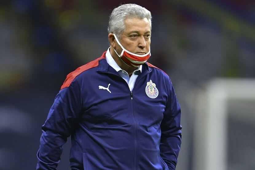 El puesto de Víctor Manuel Vucetich como entrenador de Chivas estará en riesgo en el juego...