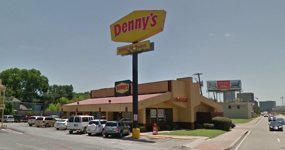 Suspects at large after robbing Old East Dallas Denny's