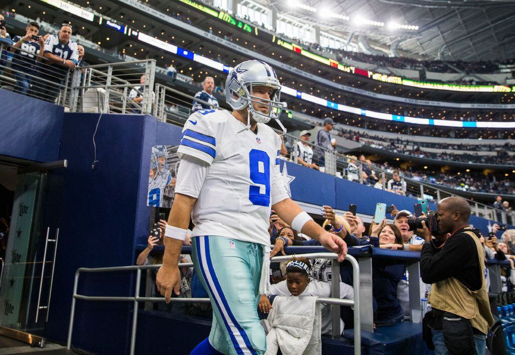 Why Its Ridiculous To Think Tony Romo Will Ever Leave Cbs To Play Again