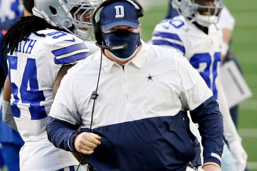 Mike McCarthy terminó mal su primera temporada como entrenador en jefe de los Dallas Cowboys.