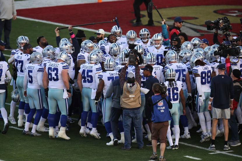 Los Cowboys de Dallas quedaron eliminados de los playoffs de la NFL al caer 19-12 ante los...