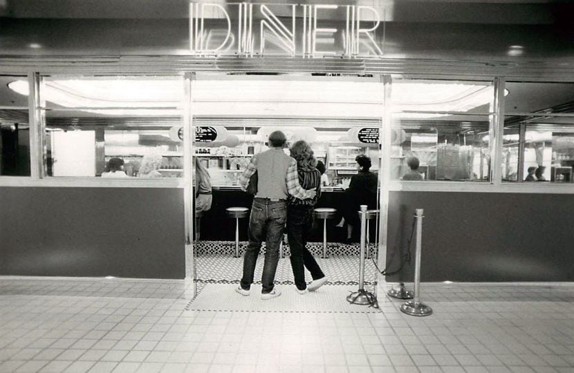 In 1983, Bloomingdale's in Valley View had a diner.