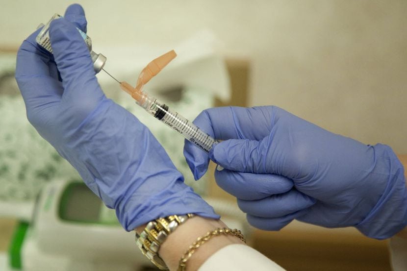Los Barrios Unidos y el hospital Children's Health administrarán vacunas contra la gripe...