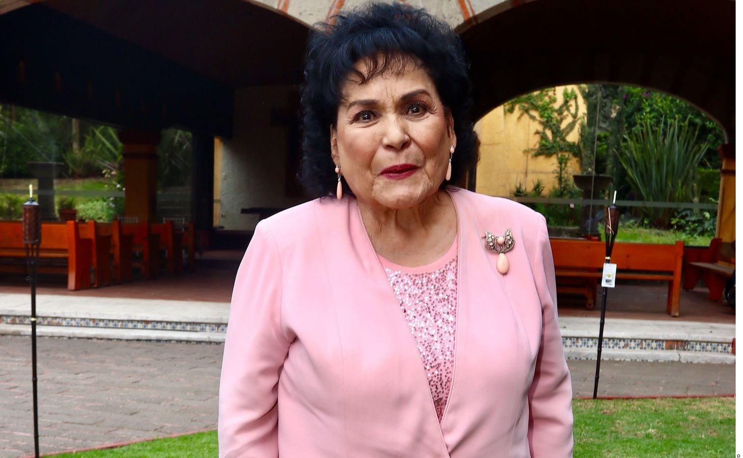 La actriz Carmen Salinas llevaba casi un mes hospitalizada en terapia intensiva.