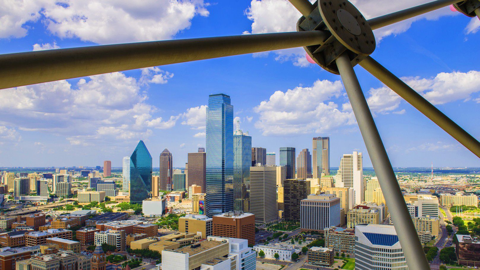 Dallas-Fort Worth cut its year-over-year job deficit by 8,900 in September.