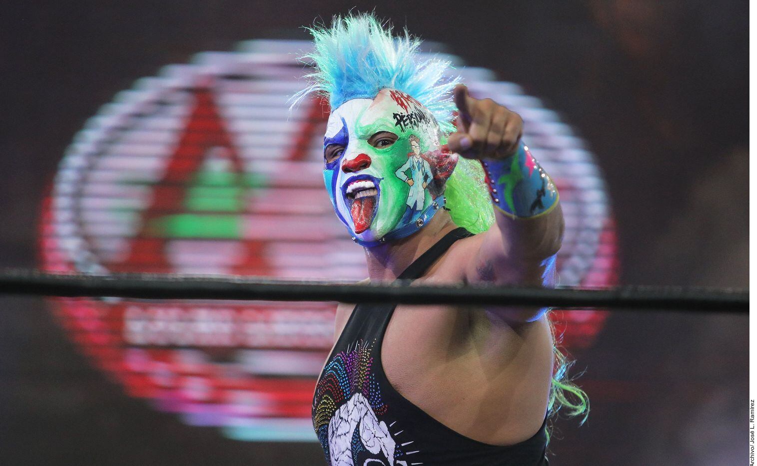 Psycho Clown, luchador de la Triple A de México, se vio afectado económicamente por la...