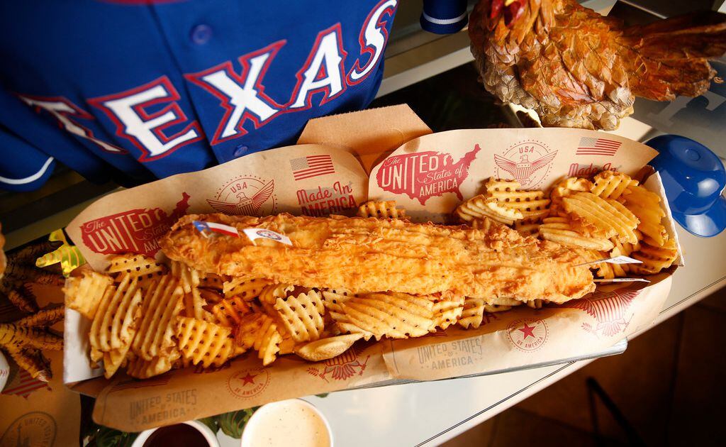 2-Foot Long Hamburger Featured at Texas Rangers Games – NBC 5